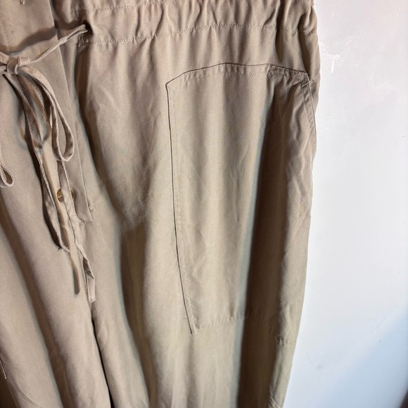 BANANA REPUBLIC Sz XL 100% Lyocell Jumpsuit Drawstring Patch Pockets High Neck - Picture 8 of 12